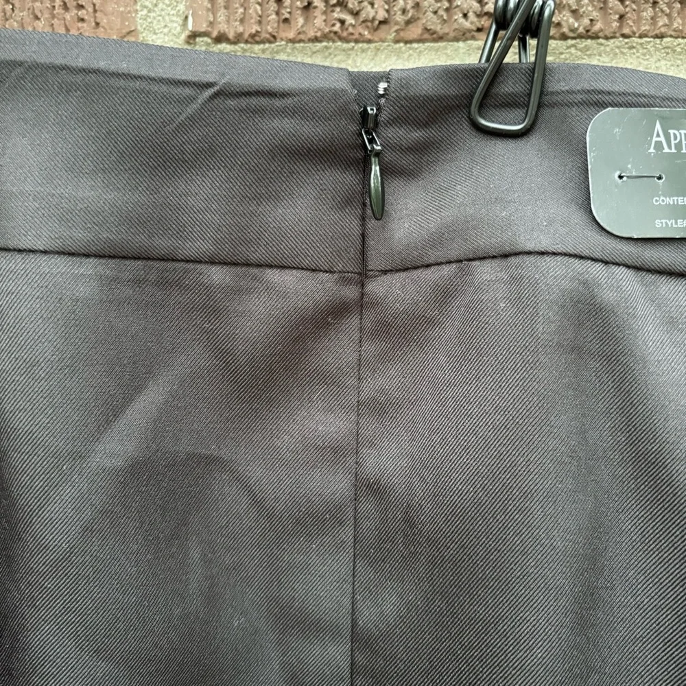 Appel & Brooks NWT Fully lined black pencil skirt Size 12